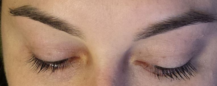 My eyelashes with Urban Decay Perversion mascara, closed